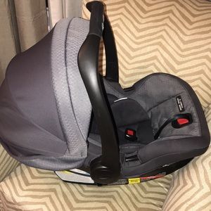 SnugRide SnugLock Extend2Fit